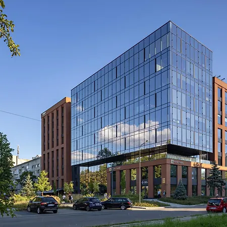 호텔 Tulip Residences 리비프